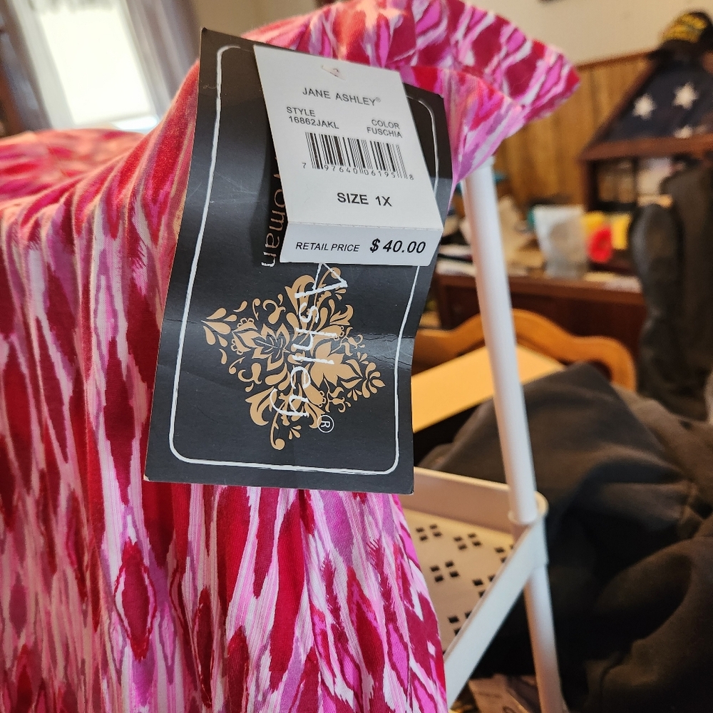 Pink and Black Maxi Skirt Set. Please Read below And See Photos For Size - Picture 9 of 14
